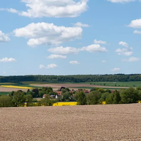 Nauenburg Nocleg ze śniadaniem 3*