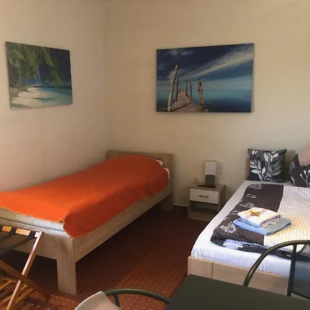 Nauenburg Nocleg ze śniadaniem Heere