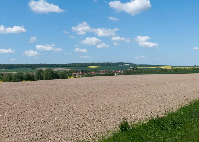 Alojamento de Acomodação e Pequeno-almoço Nauenburg Heere