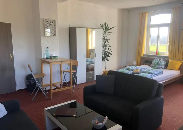 Nauenburg Alojamento de Acomodação e Pequeno-almoço Heere